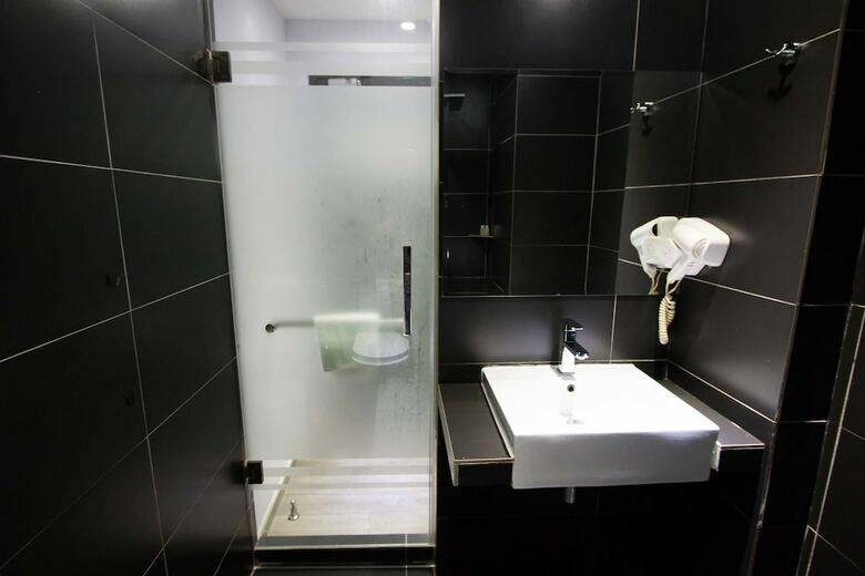 Hotel 99 - Pusat Bandar Puchong
