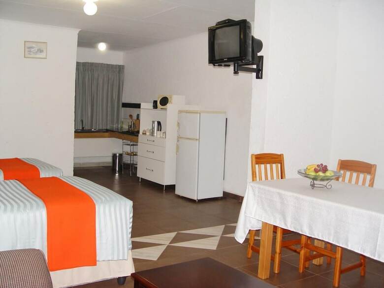 Hotel Esther's Lodge