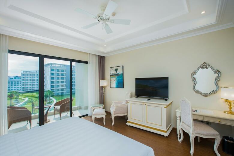 Hotel Vinoasis Phu Quoc
