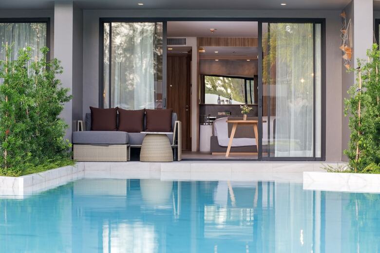 Hotel La Vela Khao Lak