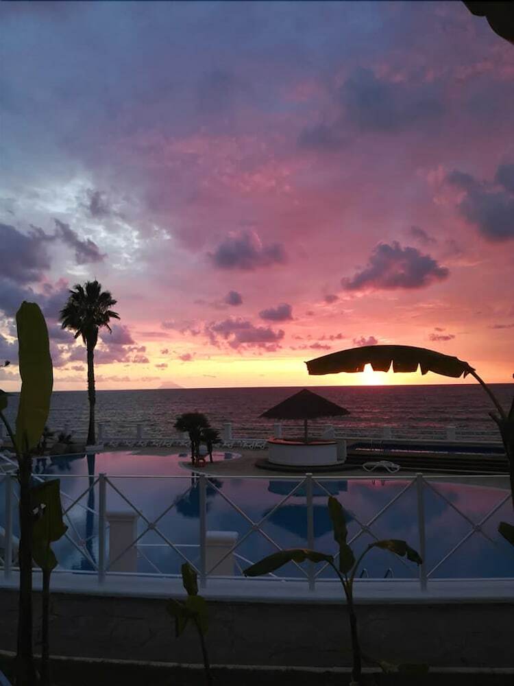 Hotel Cala Petrosa Resort