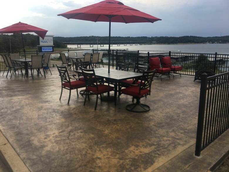 Hotel Lake Norfork Inn