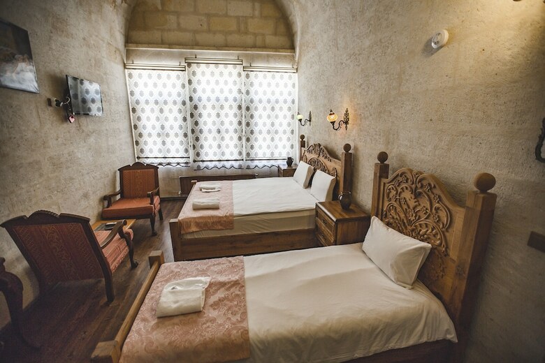 Kardesler Cave Hotel