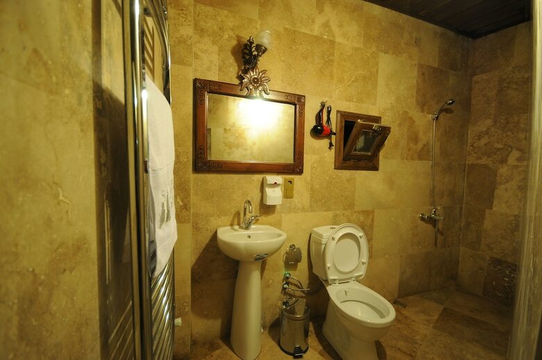 Kardesler Cave Hotel