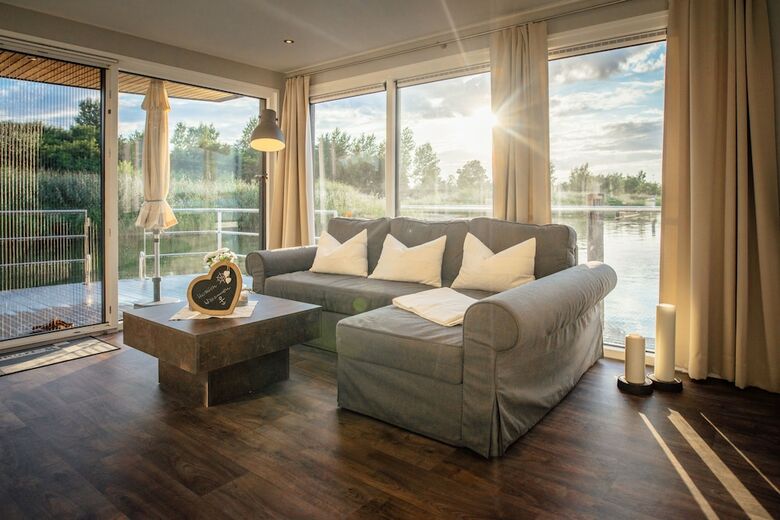 Apartamentos Ferienh�user Spreewald M�we