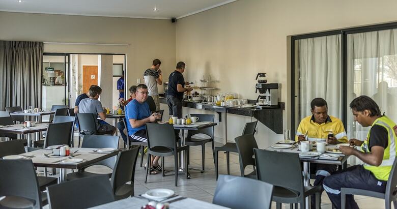 Pofadder Inn By Country Hotels