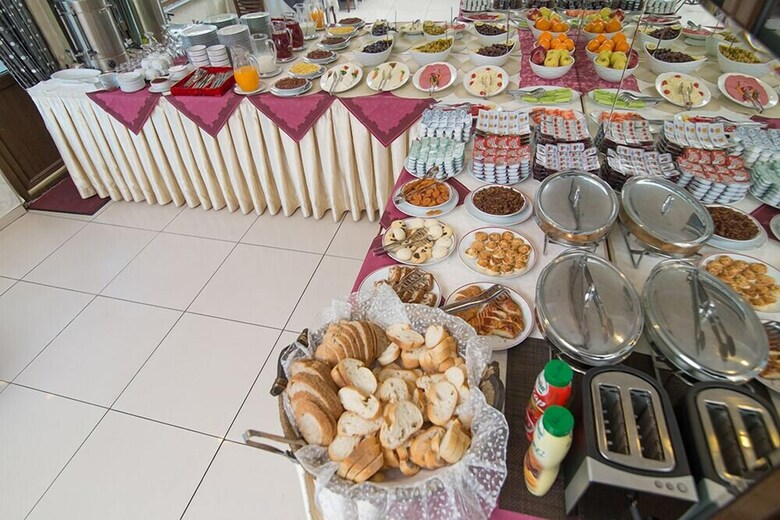 Ceylan Hotel