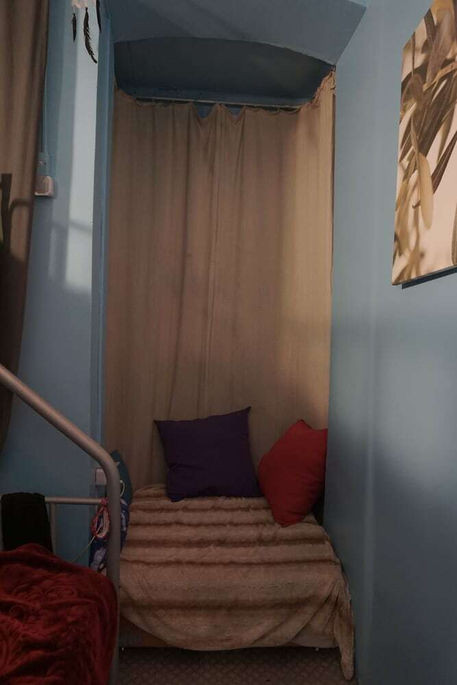 Hostal Chilloutlya Hostel&bar