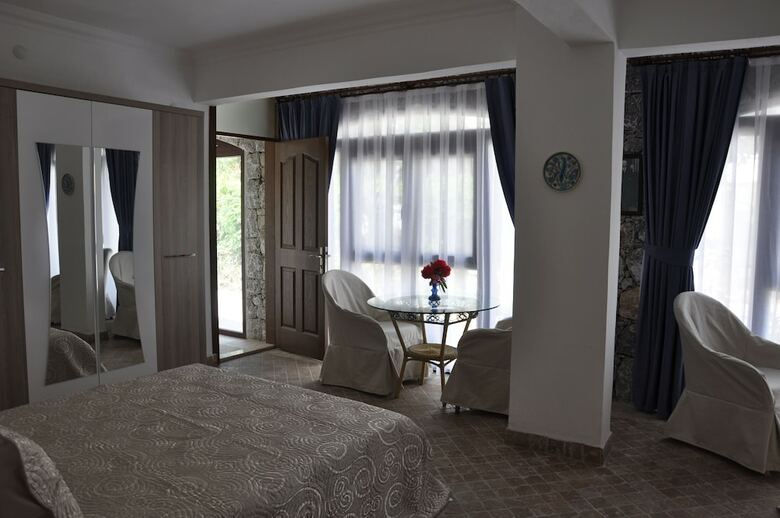 Pisces Hotel Turun�