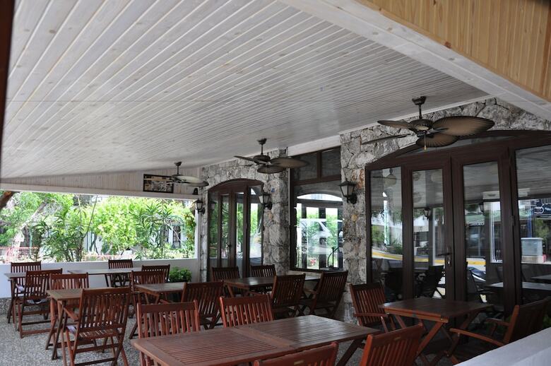 Pisces Hotel Turun�