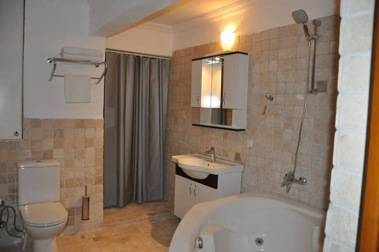Pisces Hotel Turun�