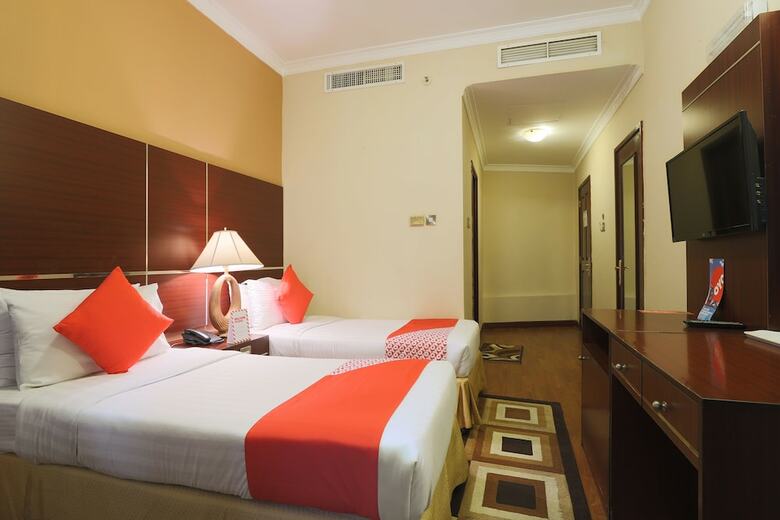 Oyo 332 Syaj Hotel