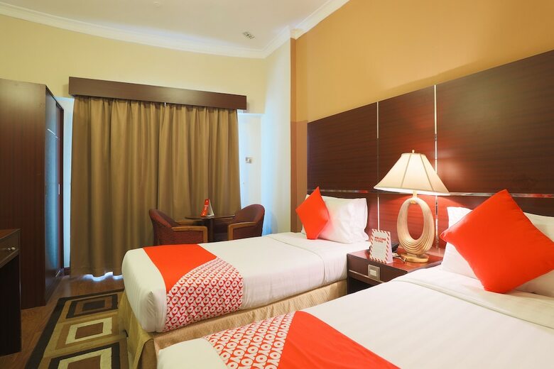 Oyo 332 Syaj Hotel