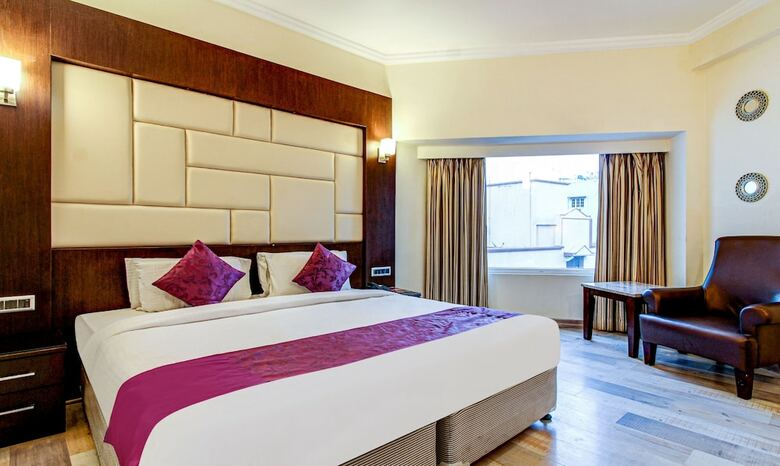 Hotel Treebo Trend Wood Bridge
