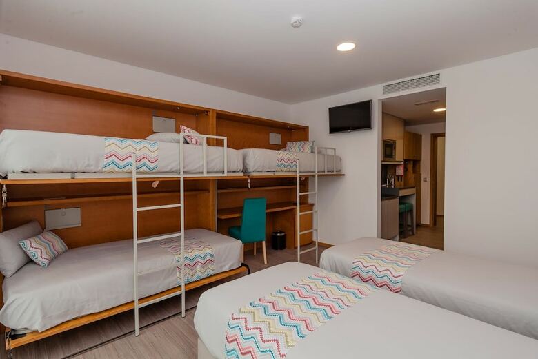Hostal Hostel Da Pra�a