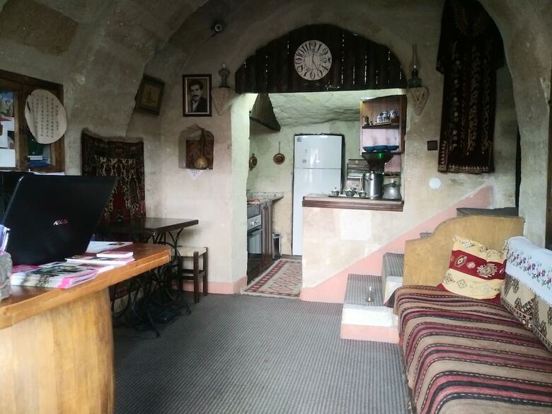 Hotel Naturels Cave House