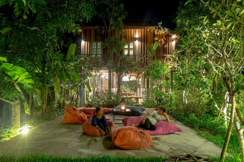 Hotel Isann Lodge
