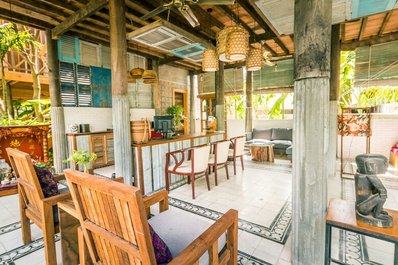 Hotel Isann Lodge