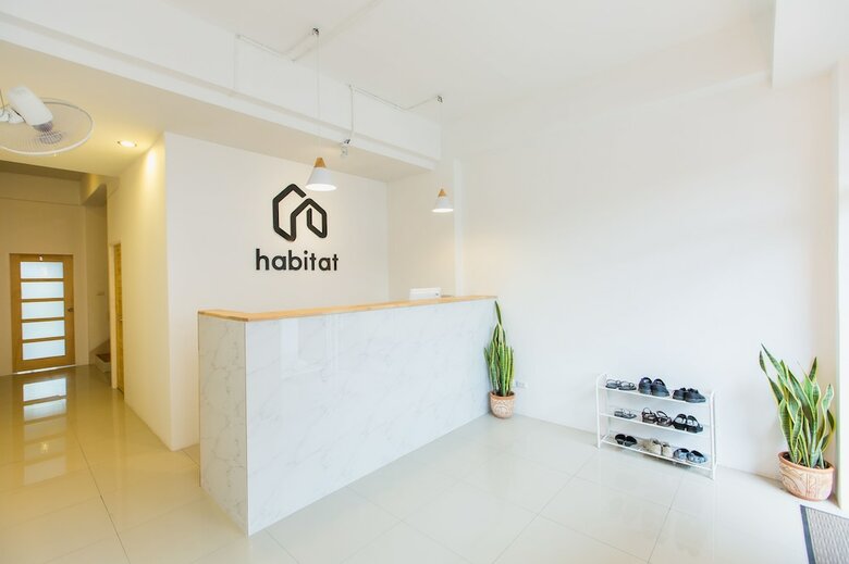 Habitat Hotel