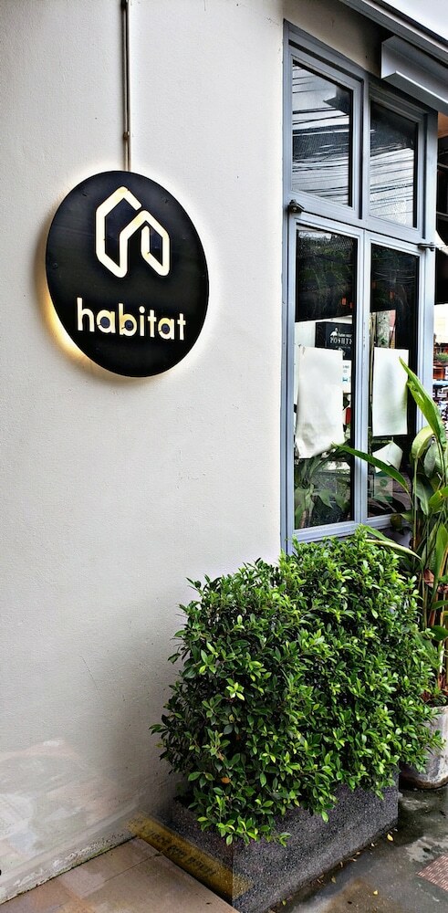 Habitat Hotel