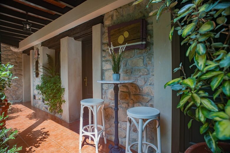 Hotel Corru San Pum�s