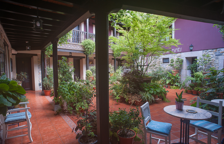 Hotel Corru San Pum�s