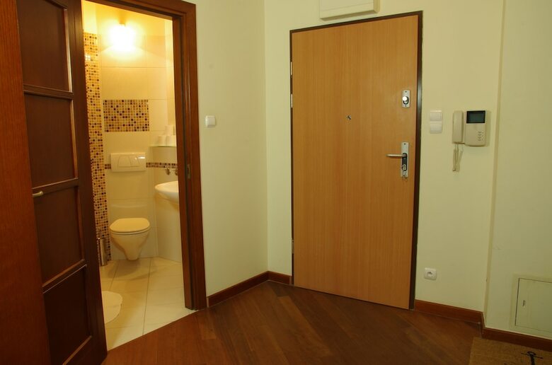 Szucha Apartments