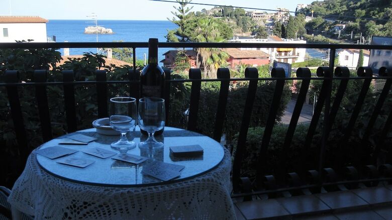 Bed And Breakfast Villa Schiticchiu