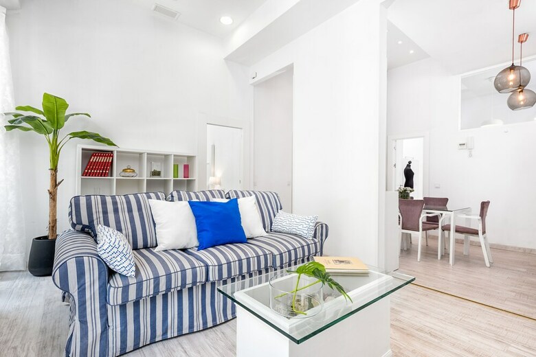 Apartamentos Iloftmalaga City Center