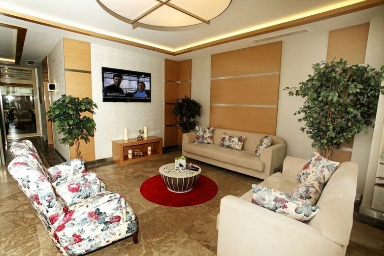 Dreamlife Hotel