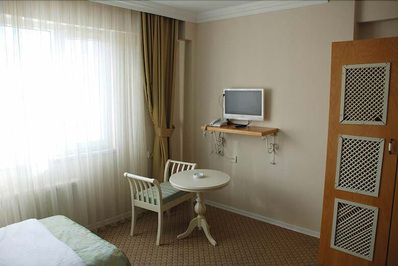 Hotel Sar?�ay Rhodius Otel