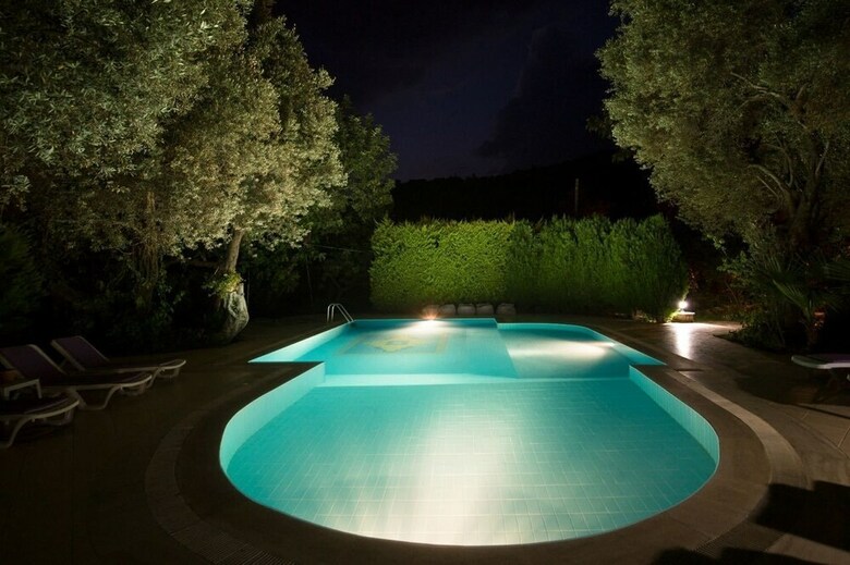 Hotel K?z?lb�k Ah?ap Evleri