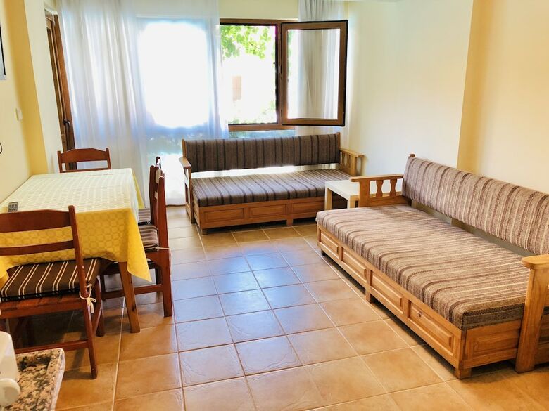 Hotel Ten Apart Otel