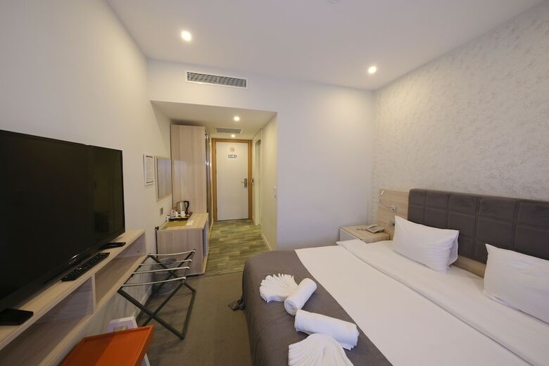 Leto City Hotel