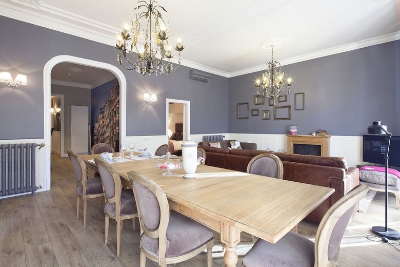 Catalunya Palace Apartment