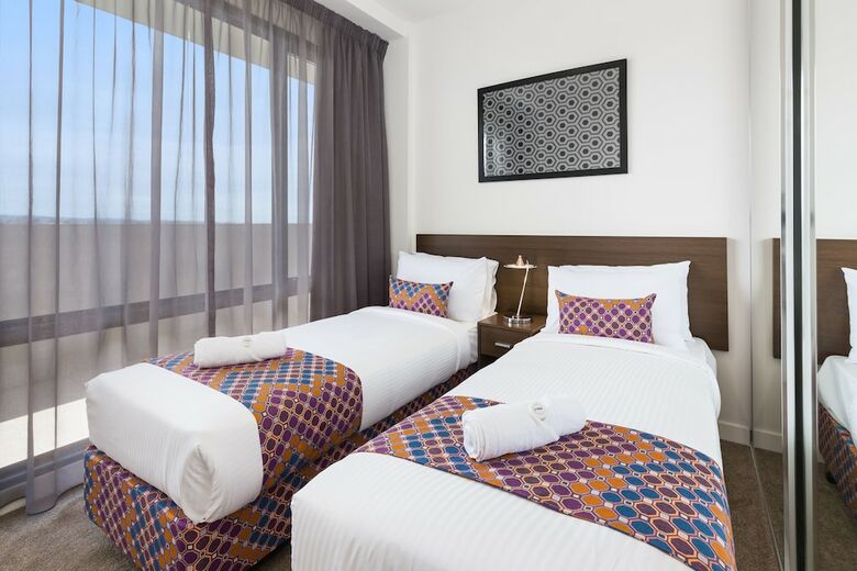 Aparthotel City Edge Dandenong Apartment Hotel