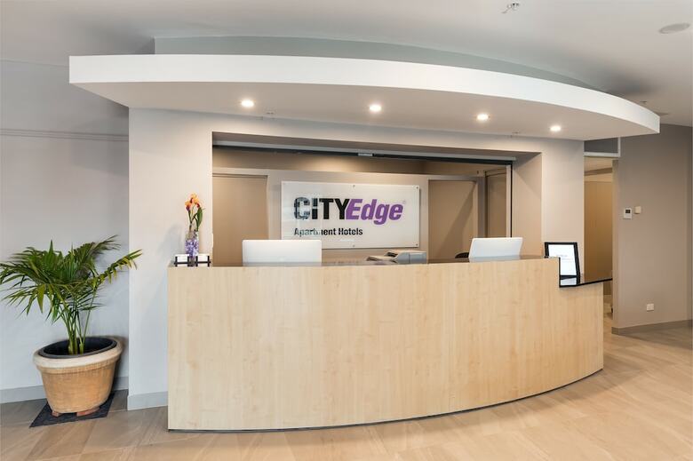 Aparthotel City Edge Dandenong Apartment Hotel