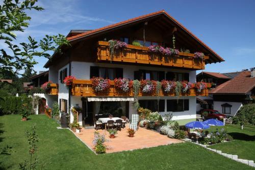 Hostal G�stehaus Schmid