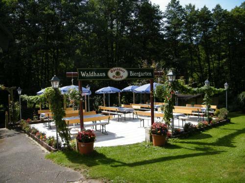 Hostal Hotel-restaurant Waldhaus