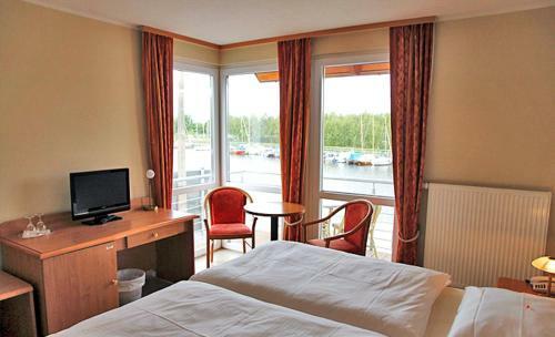 Hotel Zur Br�cke