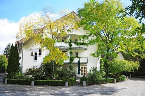Hotel Krone �berlingen Am Ried