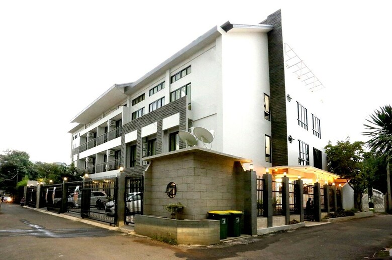 Hotel Urbanest Inn House Tb Simatupang