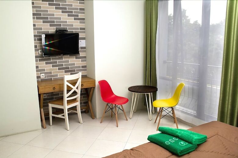 Hotel Urbanest Inn House Tb Simatupang