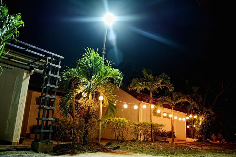 Seasons Hotel And Convention Center