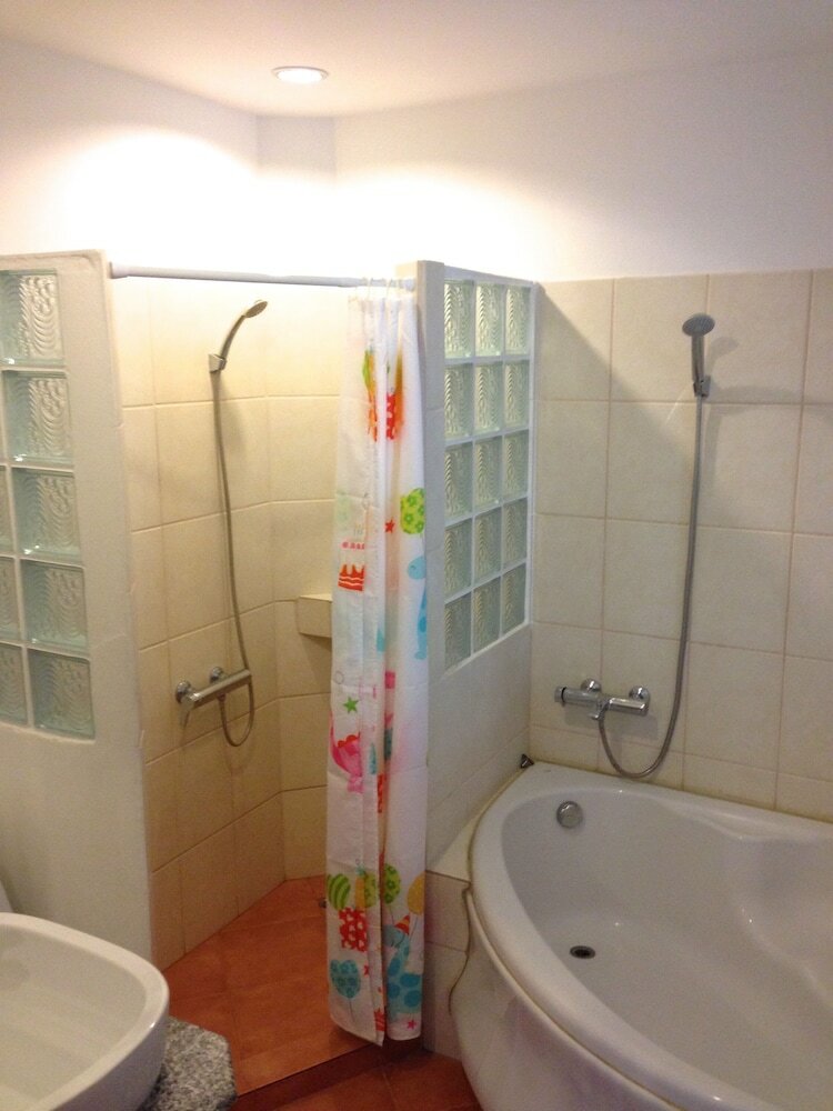 Hotel Noble House Beach Resort