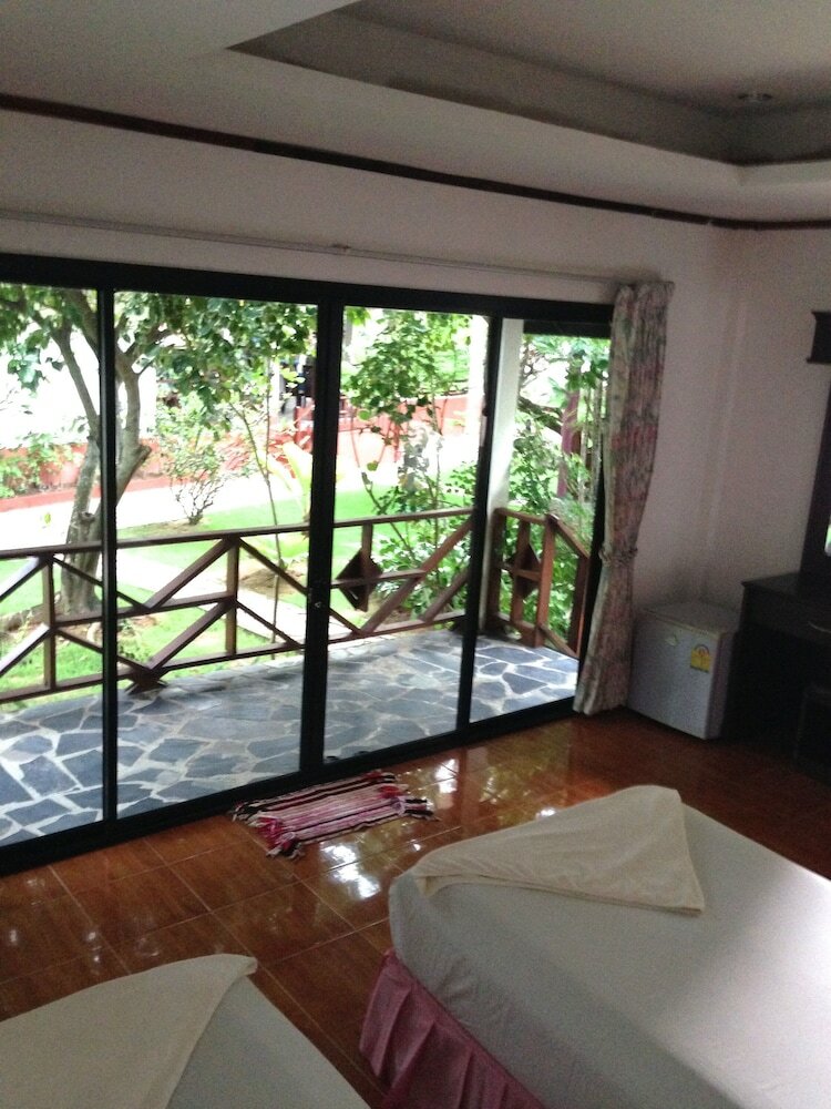 Hotel Noble House Beach Resort