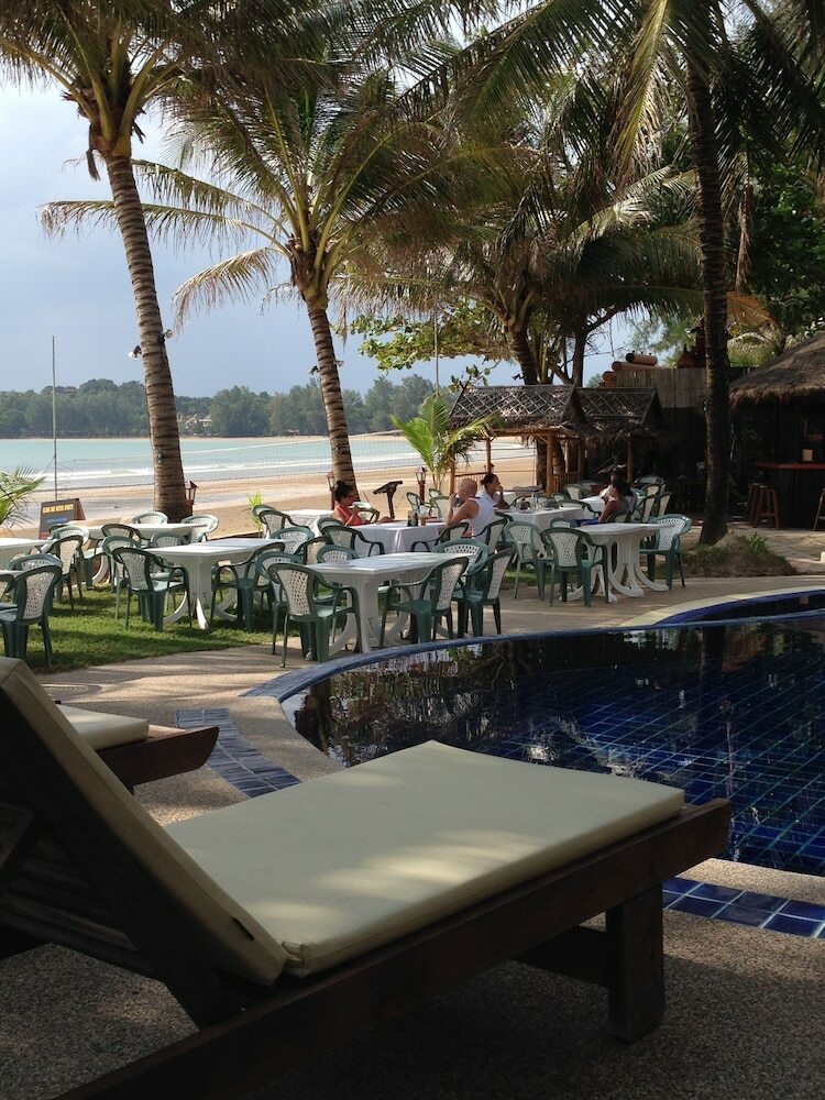 Hotel Noble House Beach Resort