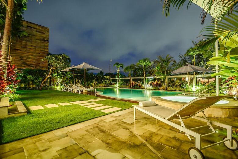 Hotel The Alba Hills View