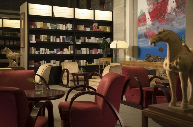Ovation Seven-cultivation Hotel