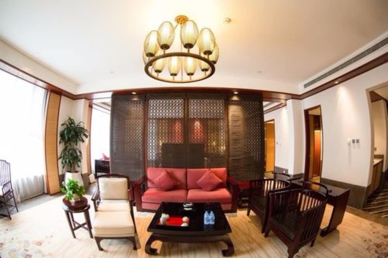 Ovation Seven-cultivation Hotel